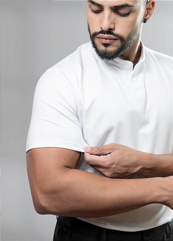 Camiseta Henley branca (gola padre)  - Algodão Egípcio