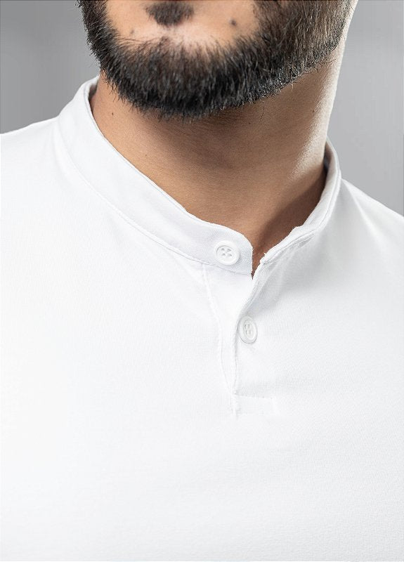 Camiseta Henley branca (gola padre)  - Algodão Egípcio