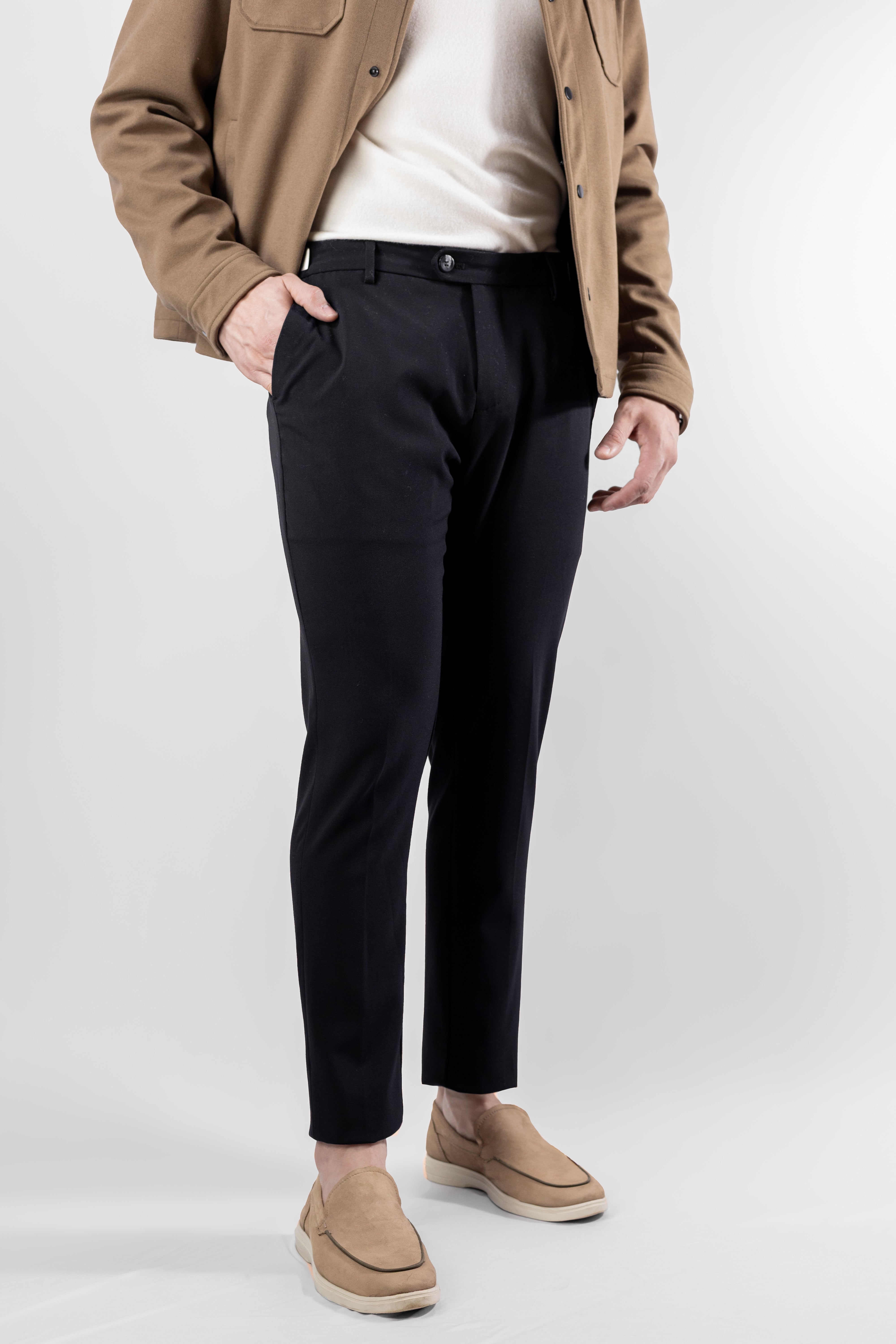 Calça de Alfaiataria TECH preta
