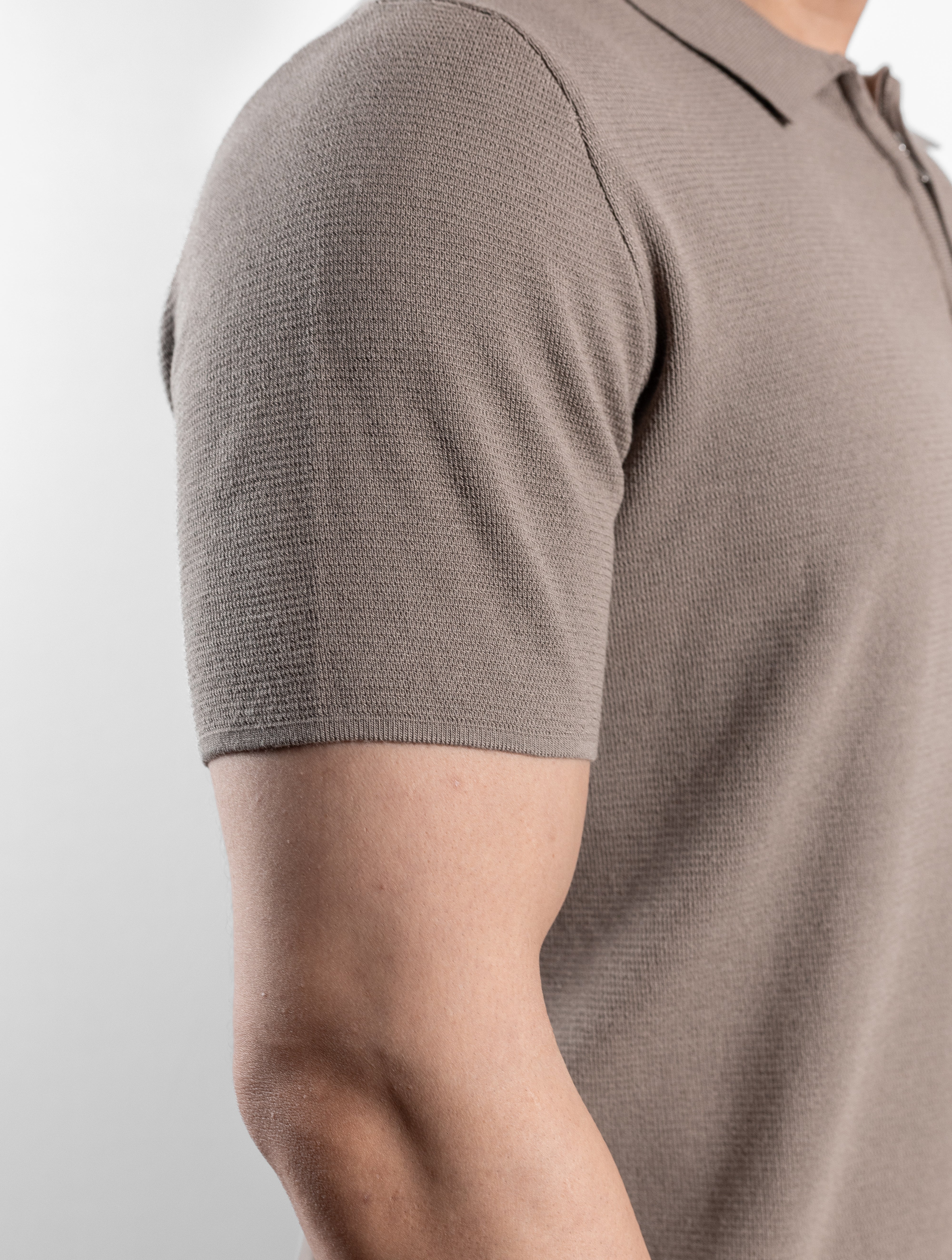 Polo Masculina de Tricot com Zíper Bege