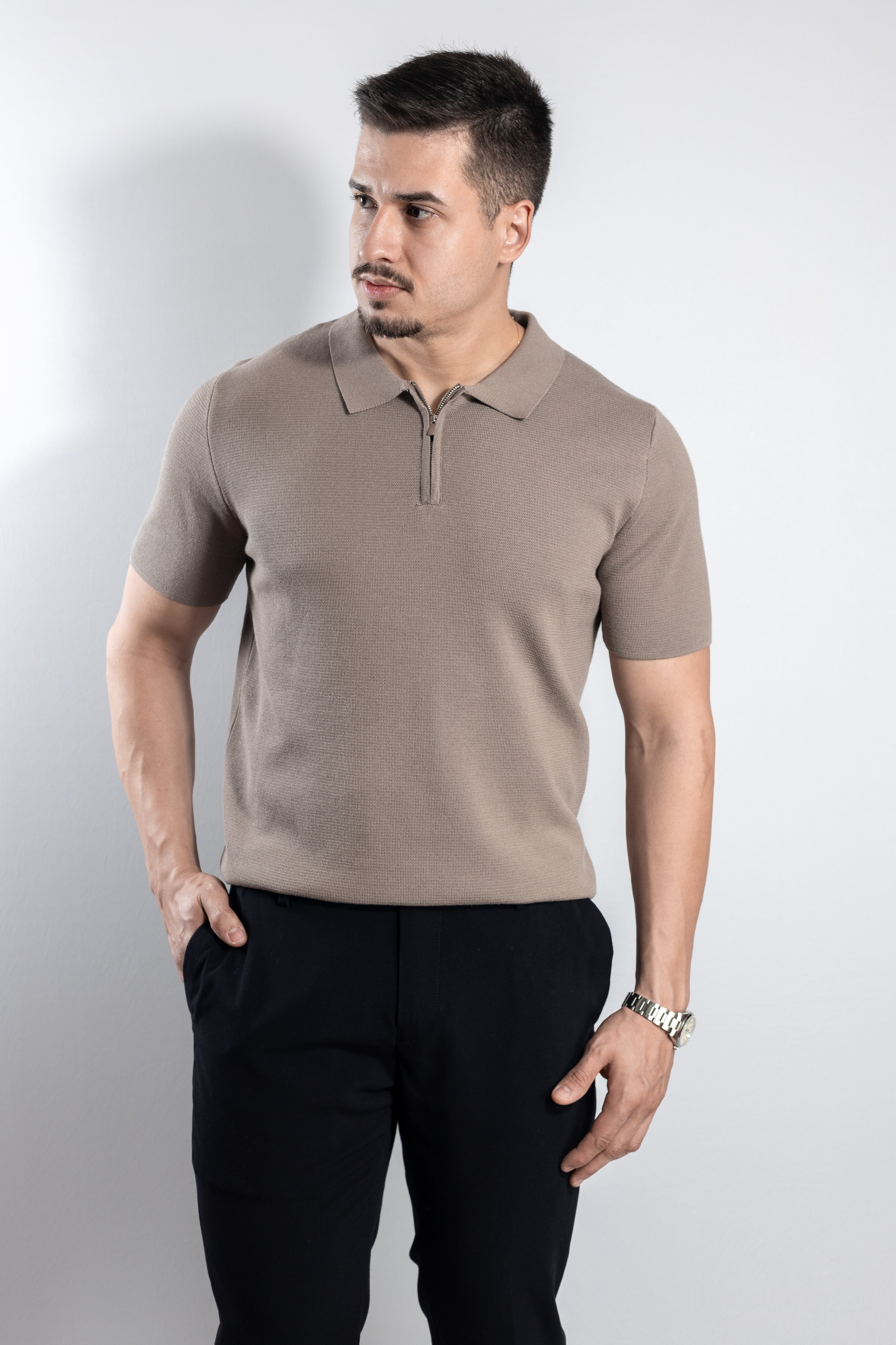 Polo Masculina de Tricot com Zíper Bege