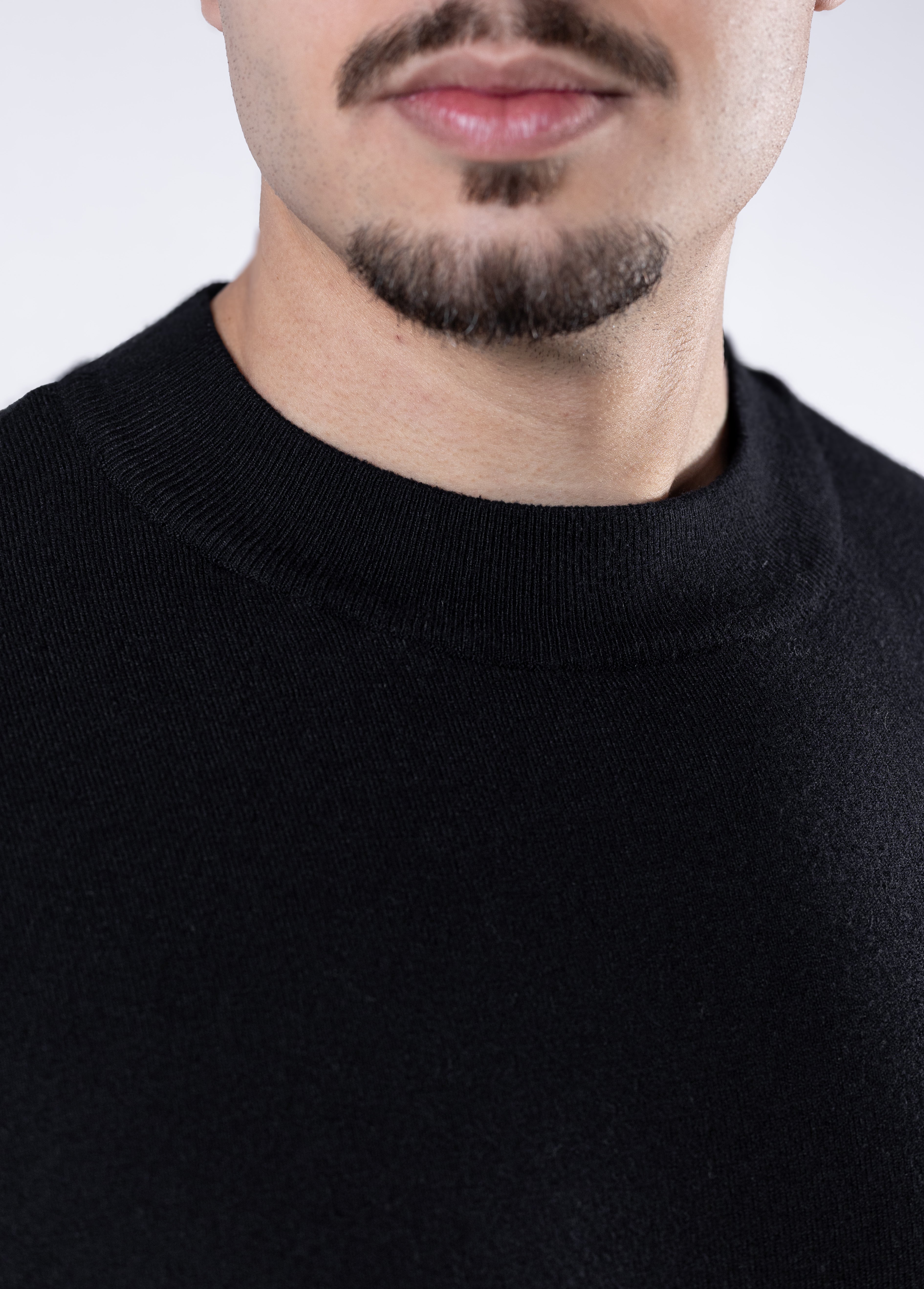 Sueter Tricot masculino gola redonda Preto com toque cashmere