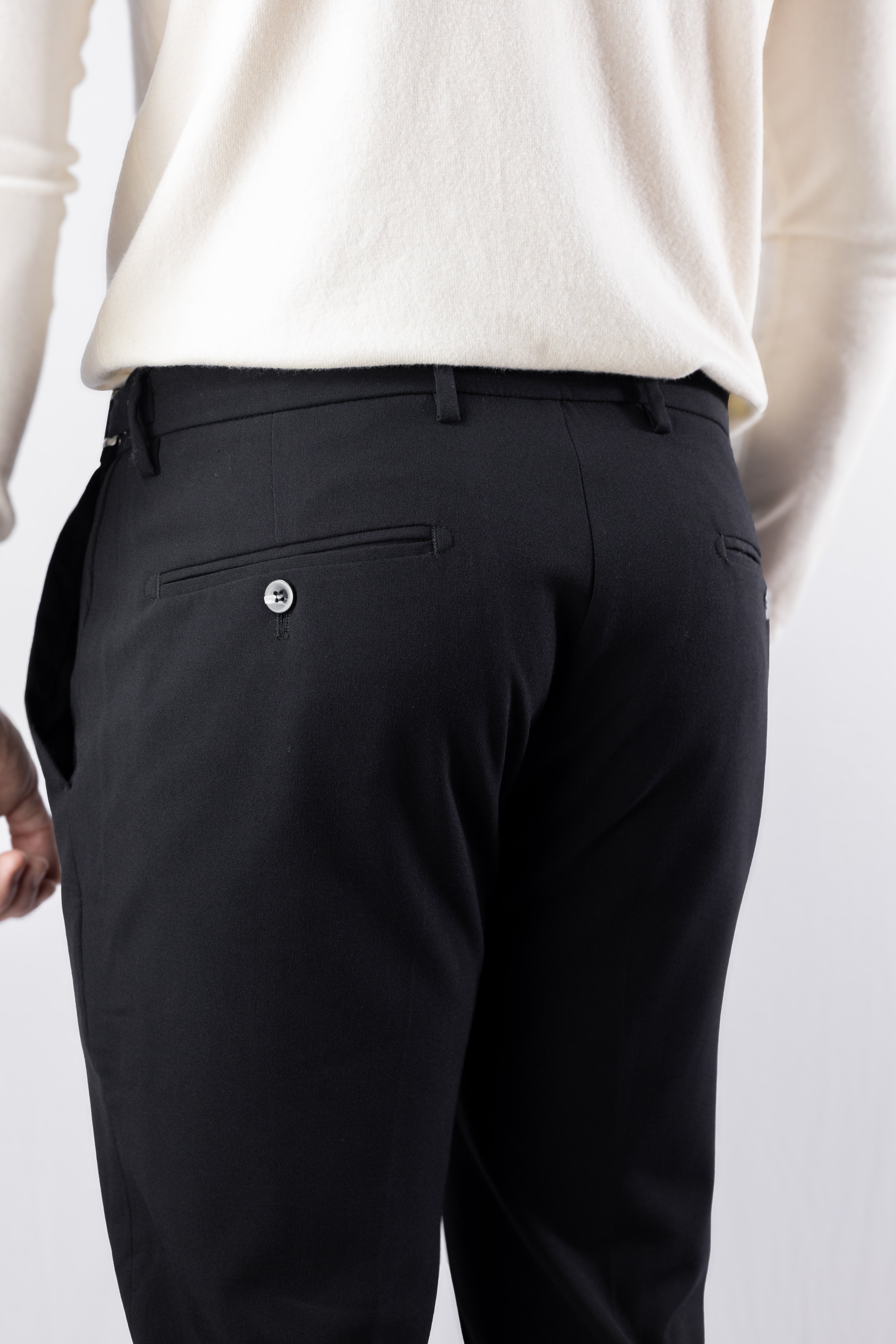 Calça de Alfaiataria TECH preta