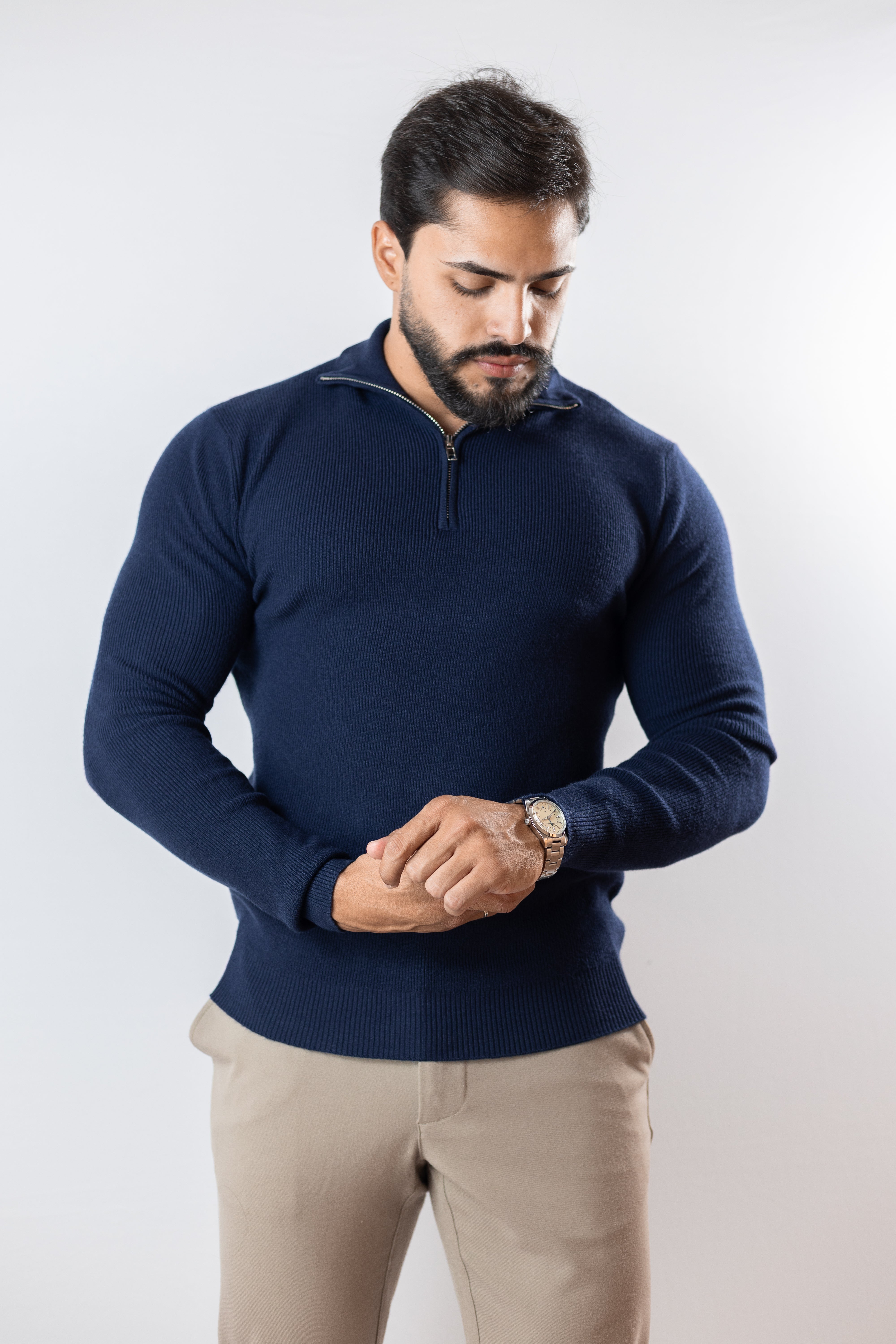 Blusa de Tricot Masculina com Zíper e Gola Alta Azul marinho Casual