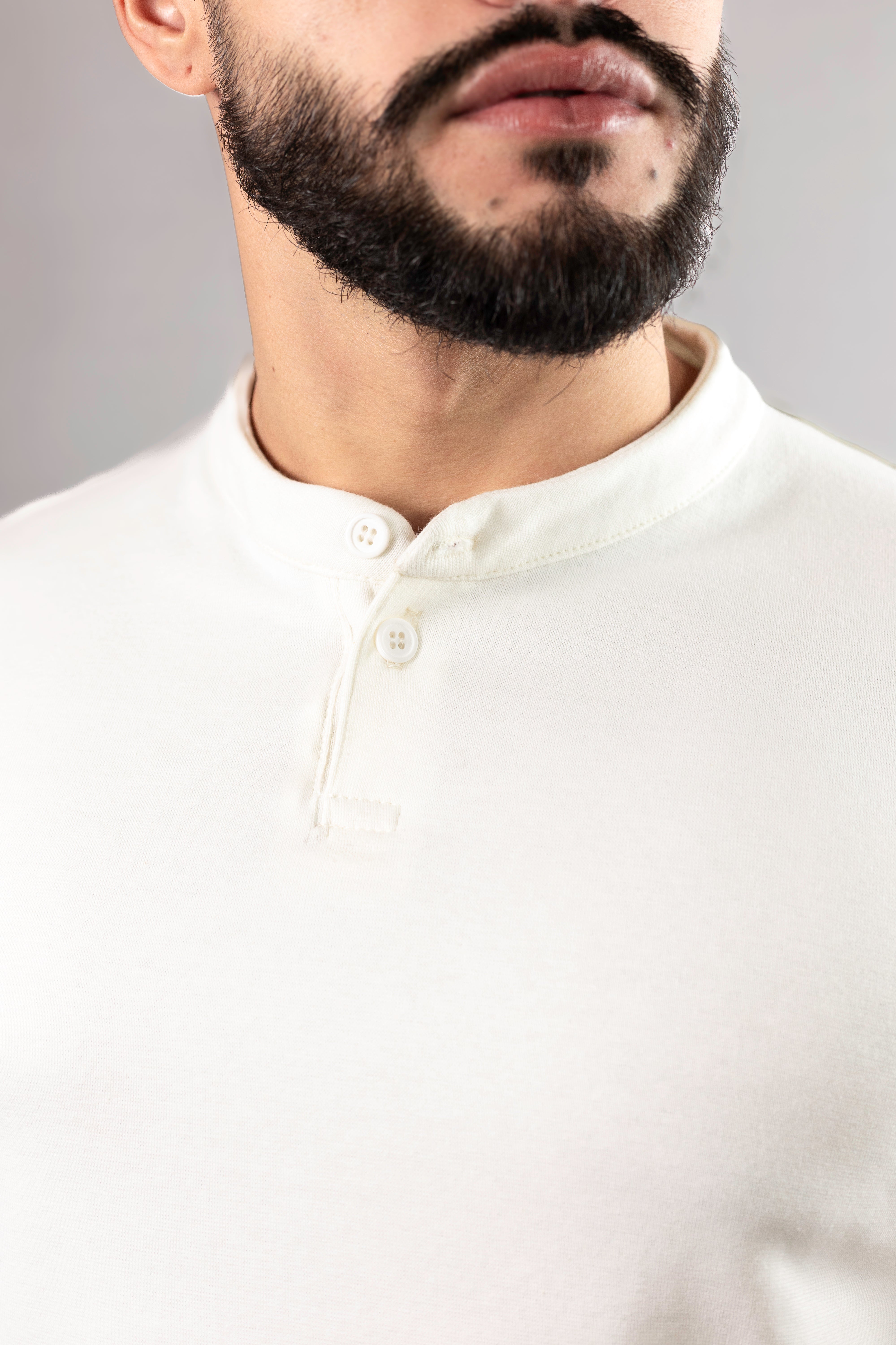 Camiseta Henley Off-White (manga longa)  SPECIAL