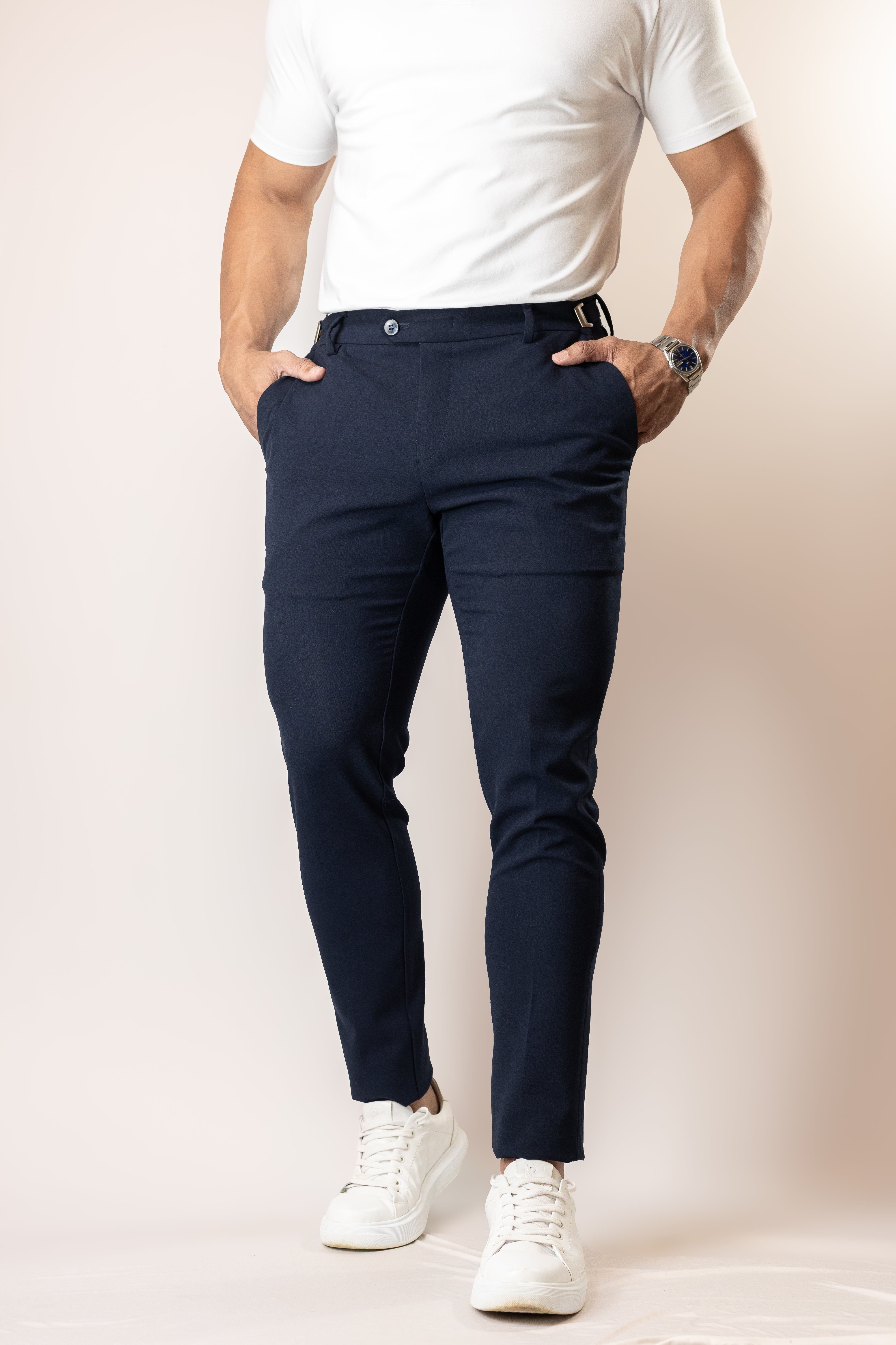 Calça de Alfaiataria TECH azul marinho