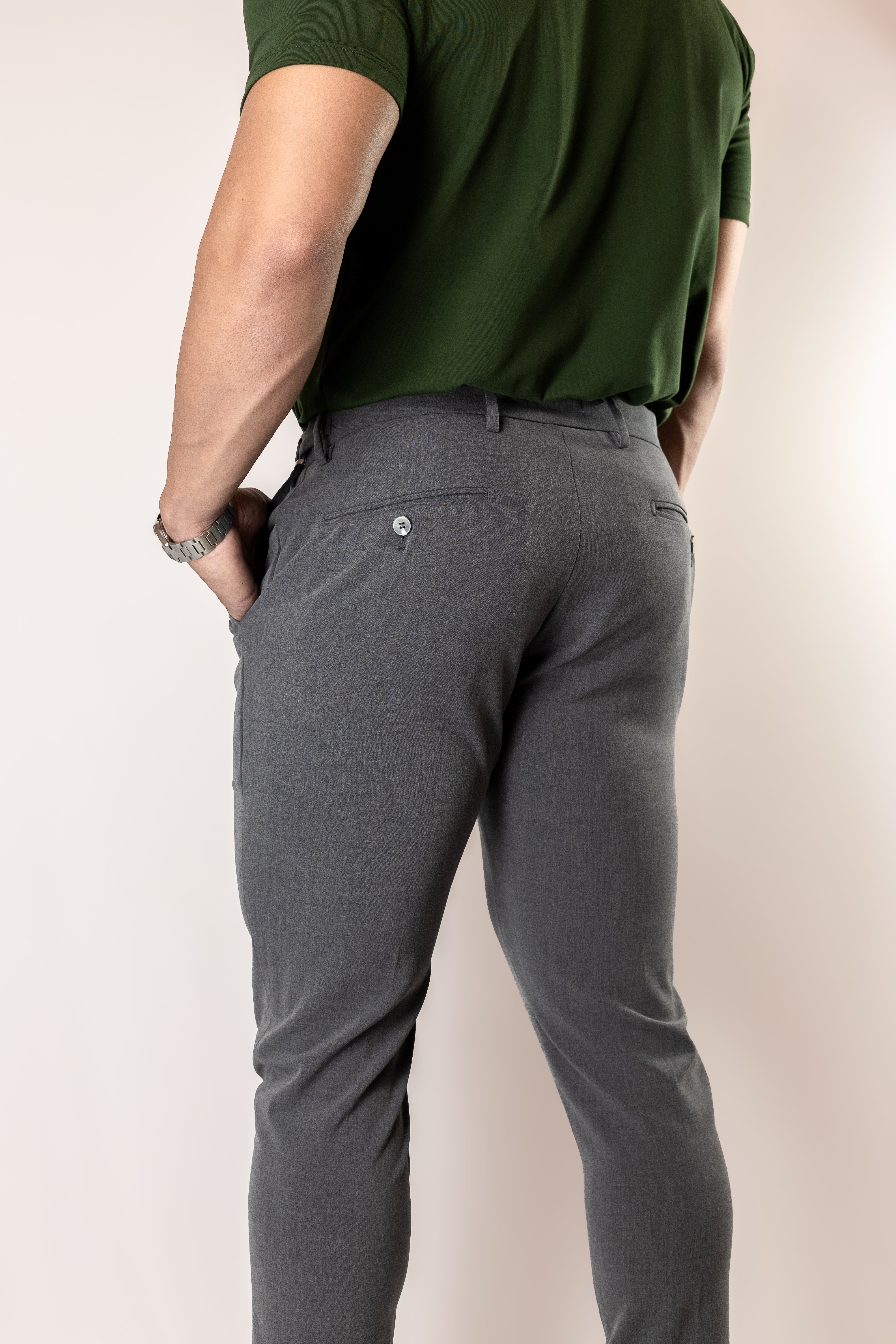 Calça de Alfaiataria TECH cinza