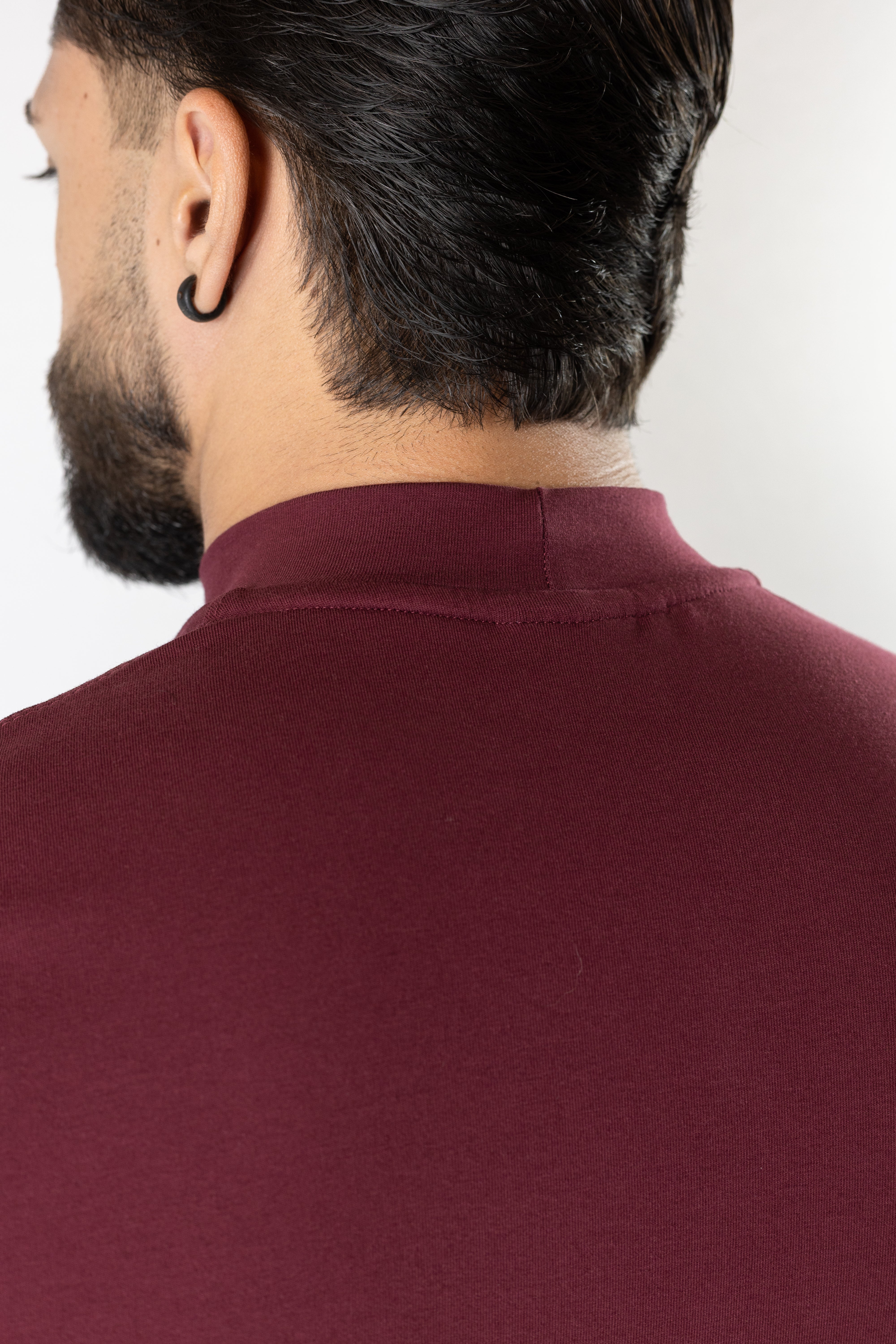 Camiseta Gola alta Bordô - Algodão Egípcio