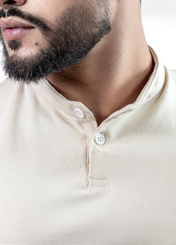 Camiseta Henley bege (gola padre)  - Algodão Egípcio